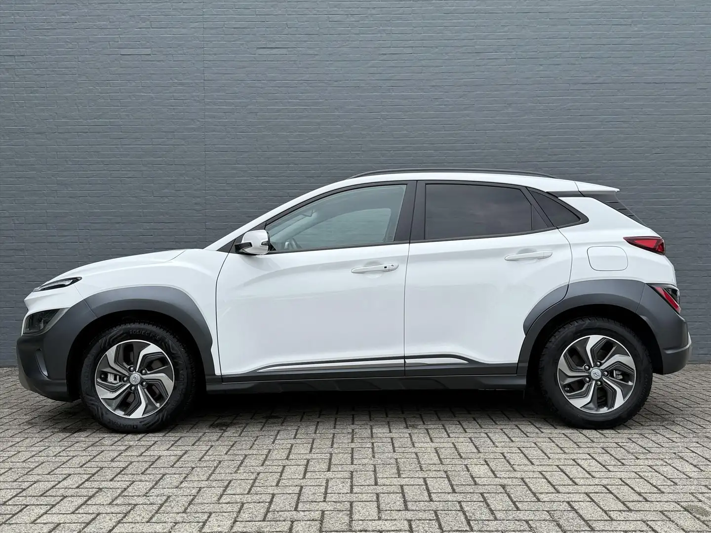 Hyundai KONA 1.6 GDI HEV 141pk DCT Fashion Wit - 2