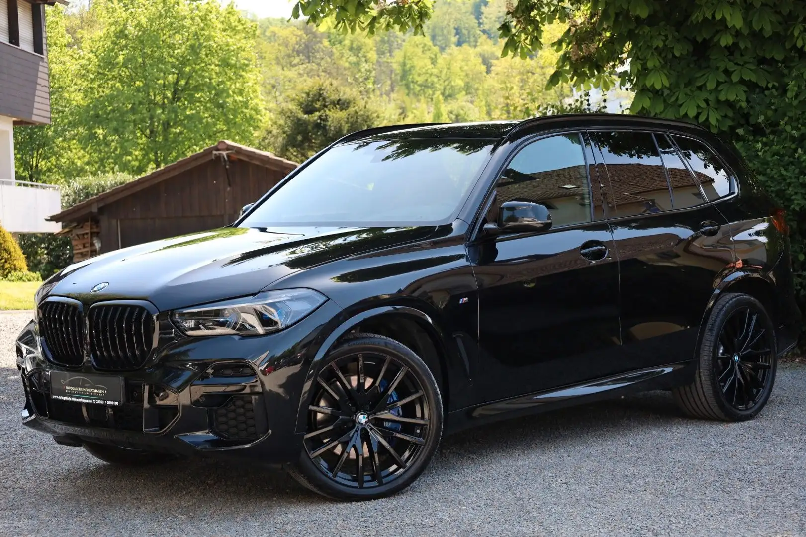 BMW X5 xDrive 30d M Sport/HUD/M-Sitze/Laser/HiFi/22" Zwart - 1