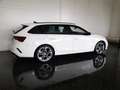Skoda Octavia Combi "RS PLUS" 4x4 2,0 TDI DSG *19 ZOLL / RS EXKLUSIV INTERIEUR / MATRIX-LED / DCC / MASSAGE & MEMORY / HEAD-UP* Weiß - thumbnail 2