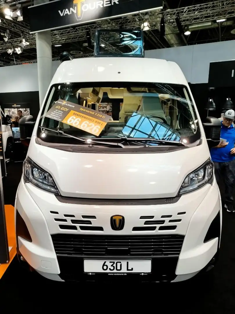 VanTourer 540D Bronce - 1