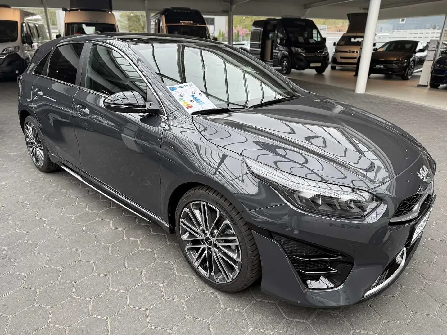 Kia Ceed / cee'd 1.5T DCT7 GTL TEC LEDER GD 18Z Gris - 2