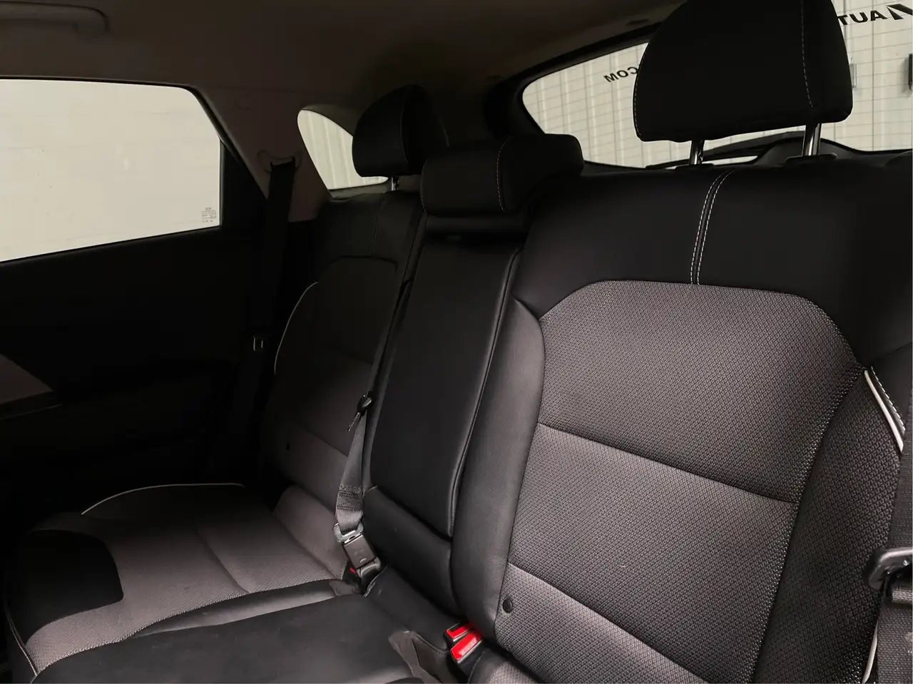 Kia Niro снимка Kia Niro