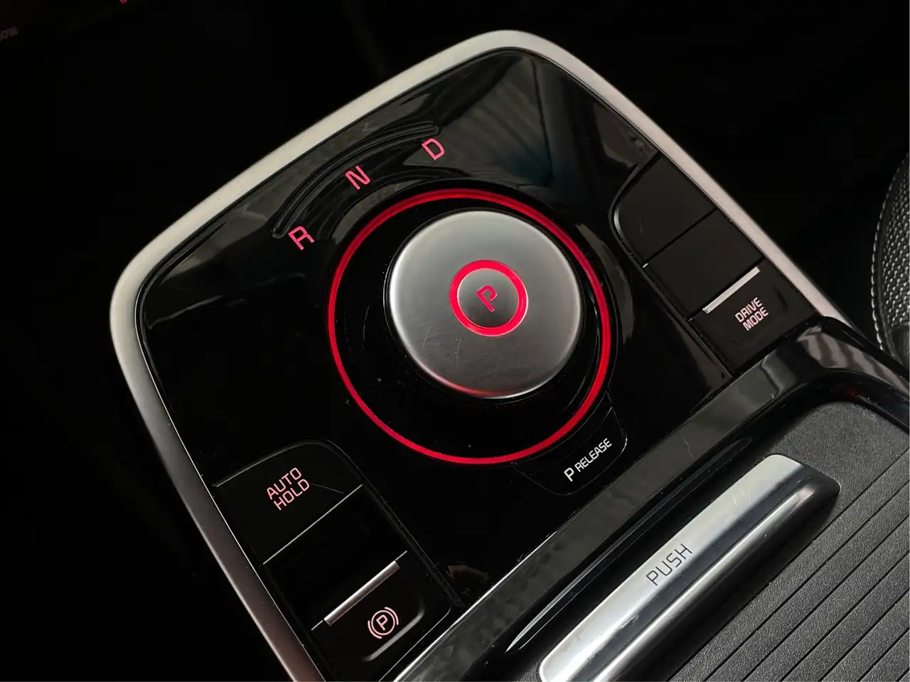 Kia Niro снимка Kia Niro