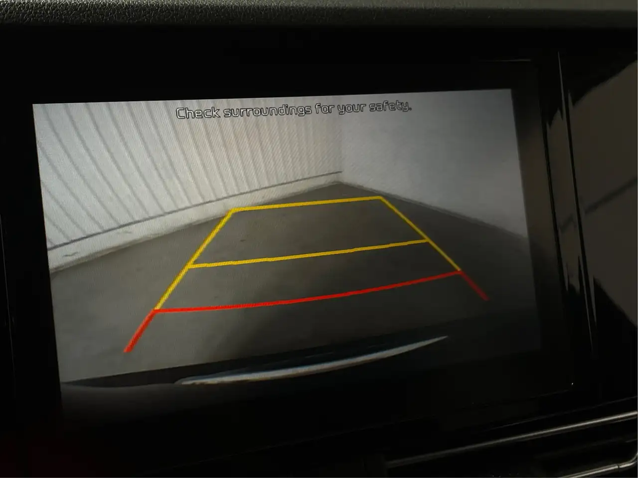 Kia Niro снимка Kia Niro