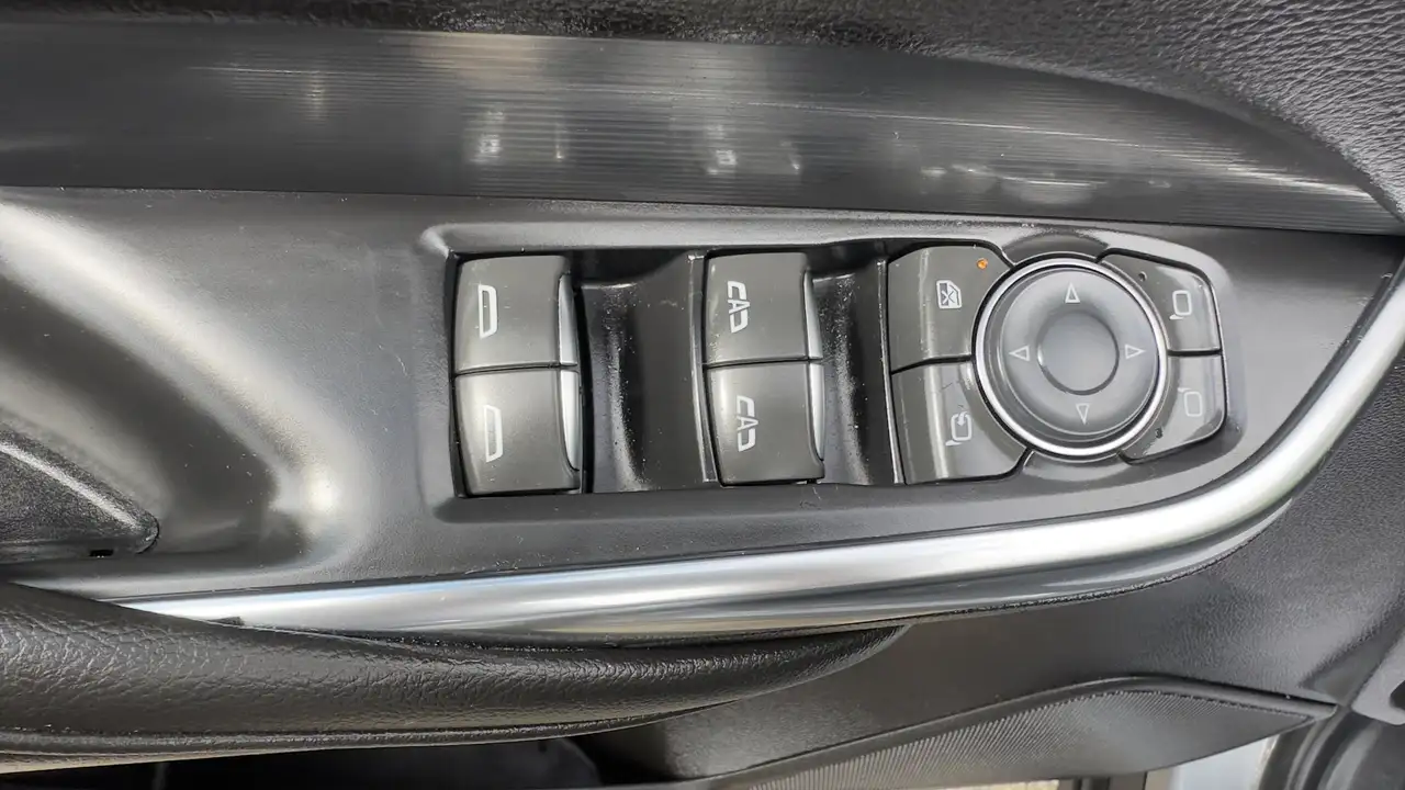 Cadillac XT4 снимка Cadillac XT4