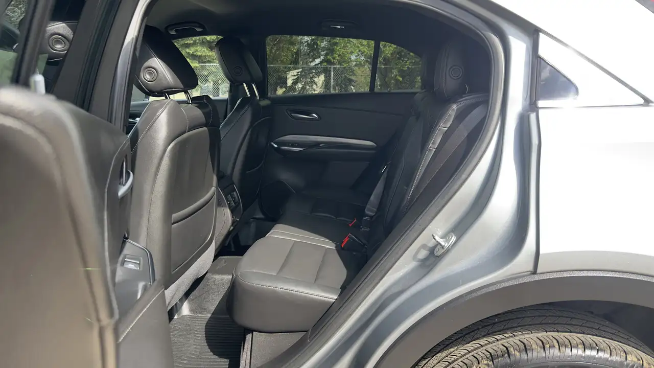 Cadillac XT4 снимка Cadillac XT4
