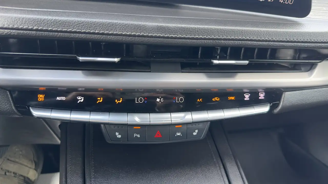 Cadillac XT4 снимка Cadillac XT4