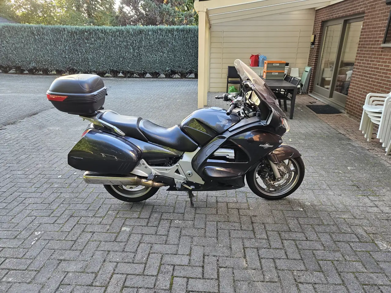 Honda Pan European