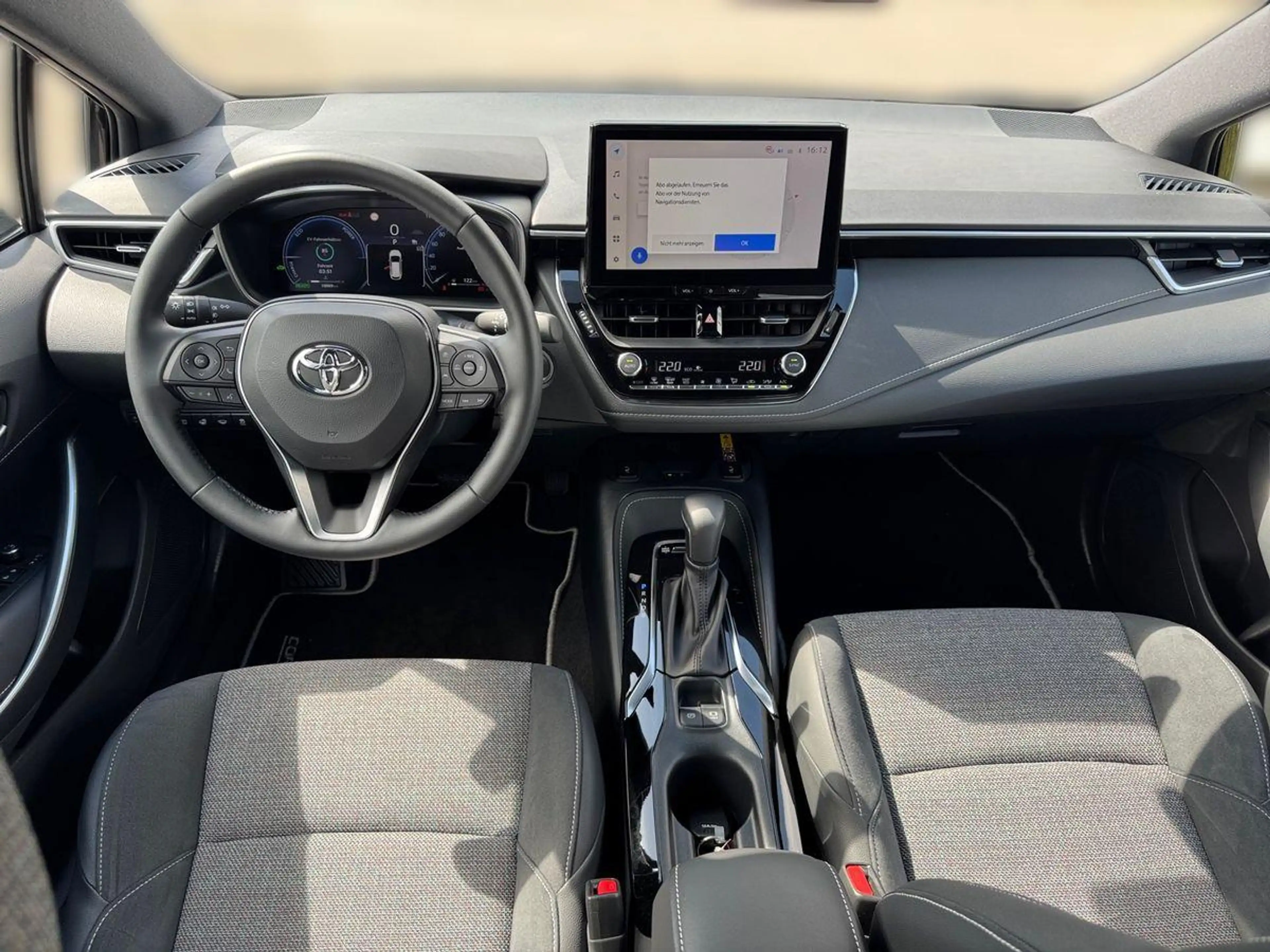 Toyota Corolla Touring Sports 1.8 Hybrid Teamplayer — photo 11