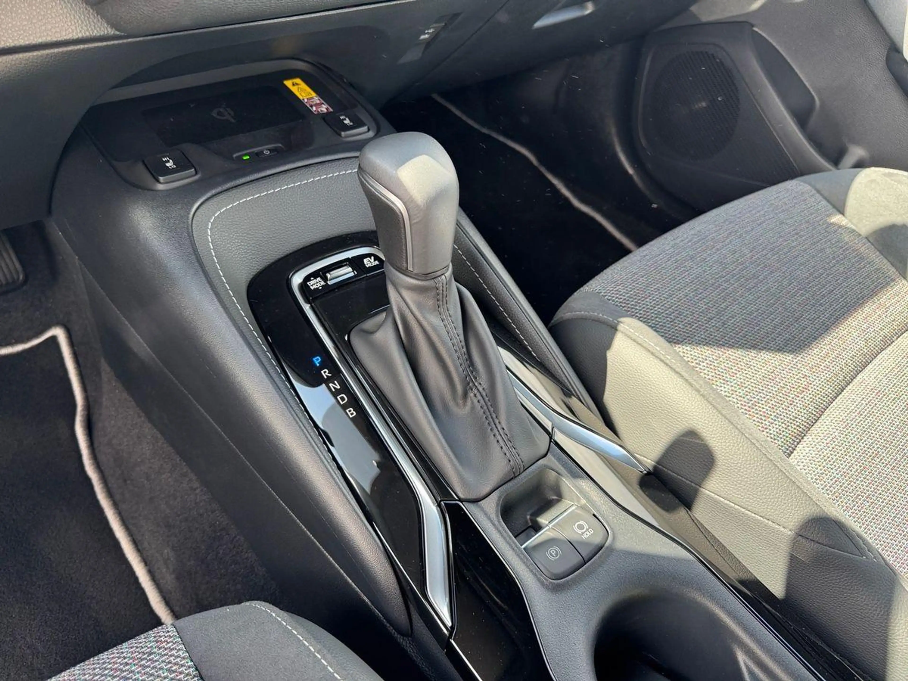 Toyota Corolla Touring Sports 1.8 Hybrid Teamplayer — photo 15