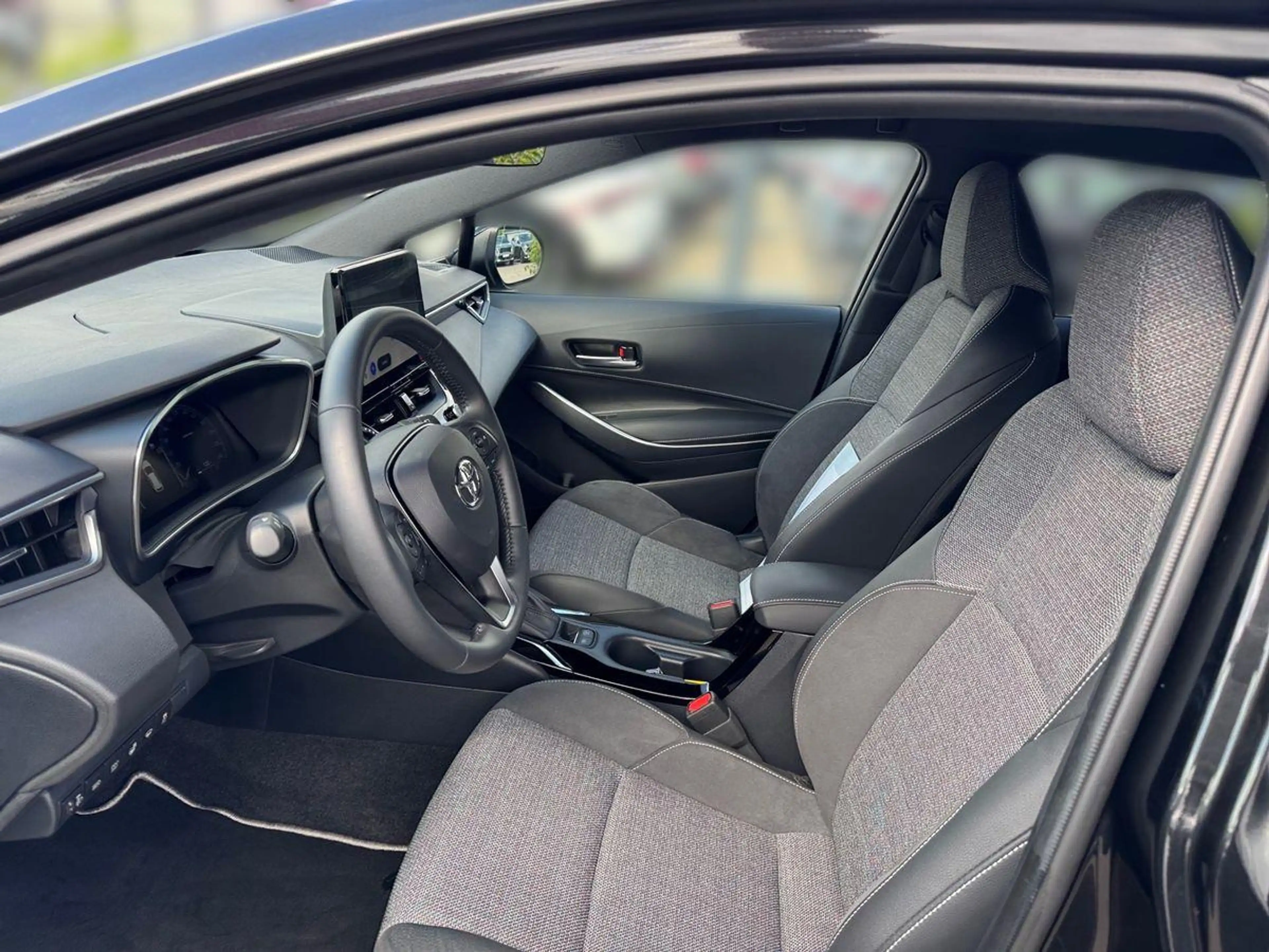 Toyota Corolla Touring Sports 1.8 Hybrid Teamplayer — photo 8