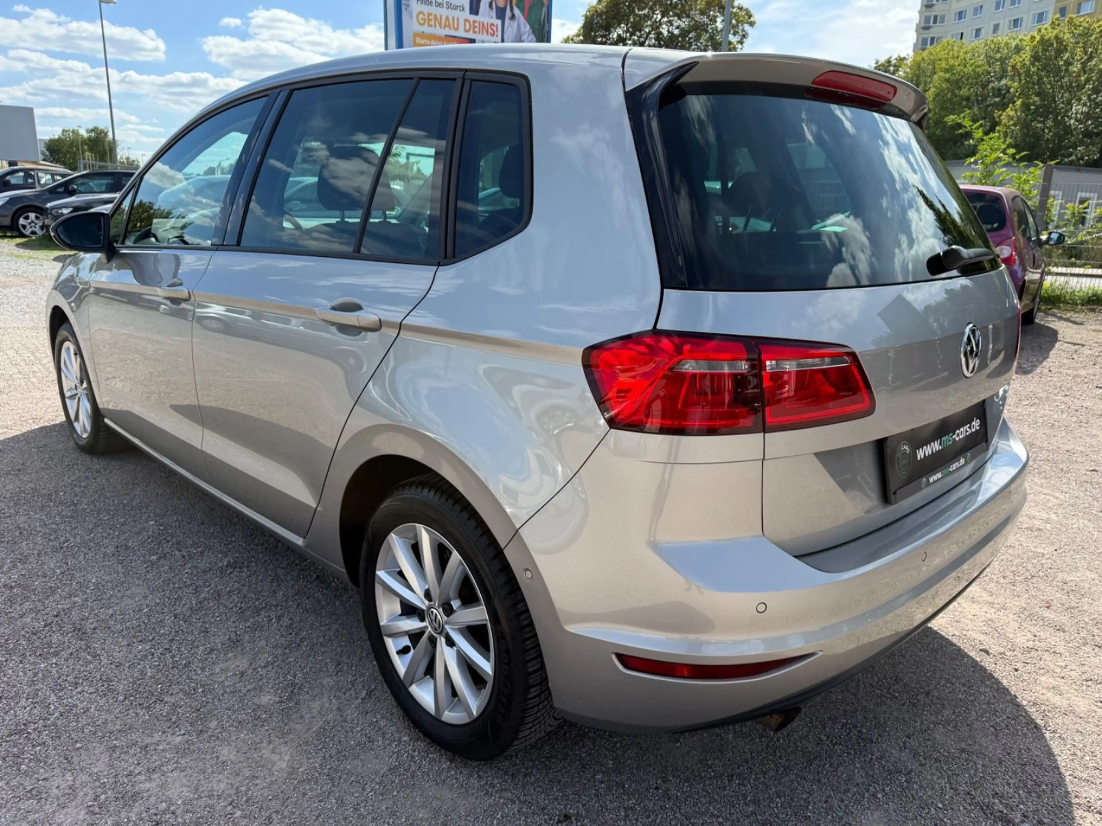 Volkswagen Golf Sportsvan 1.2 TSI 110 PS Lounge 1. Hand — photo 3