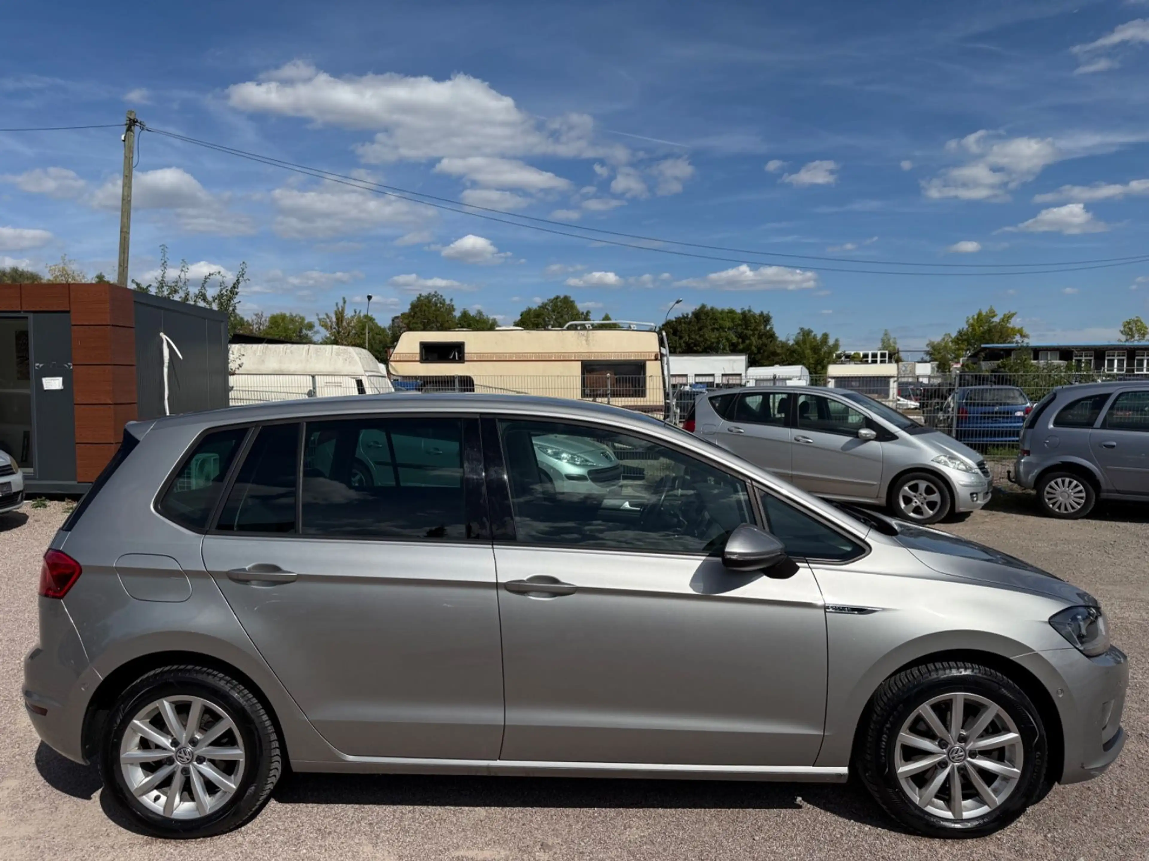Volkswagen Golf Sportsvan 1.2 TSI 110 PS Lounge 1. Hand — photo 6