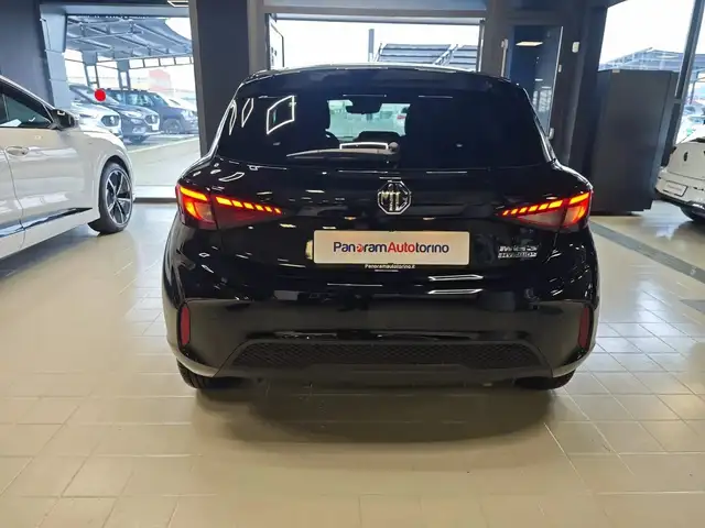 MG MG3 view 5