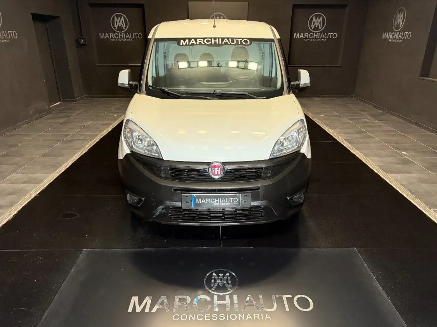 Fiat Doblo (Prezzo Iva Escl.)1.6 MJT 120CV PC-TN Lamierato SX Wit - 2