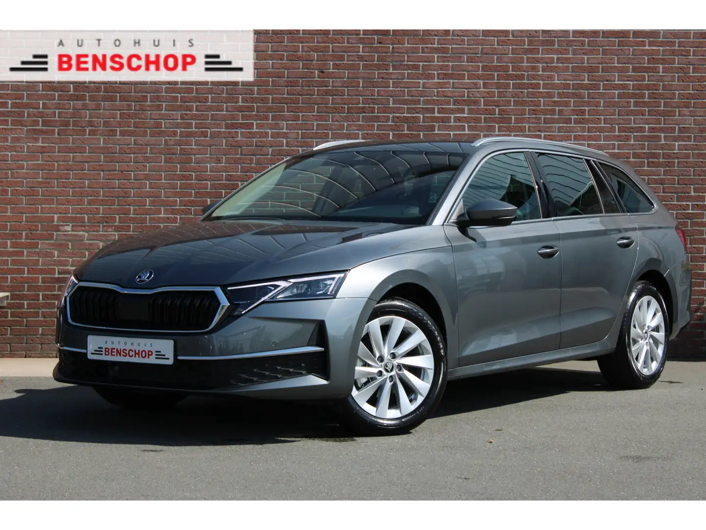 Skoda Octavia Combi 1.5 TSI MHEV Business Edition |TREKHAAK|ACC| Gris - 1