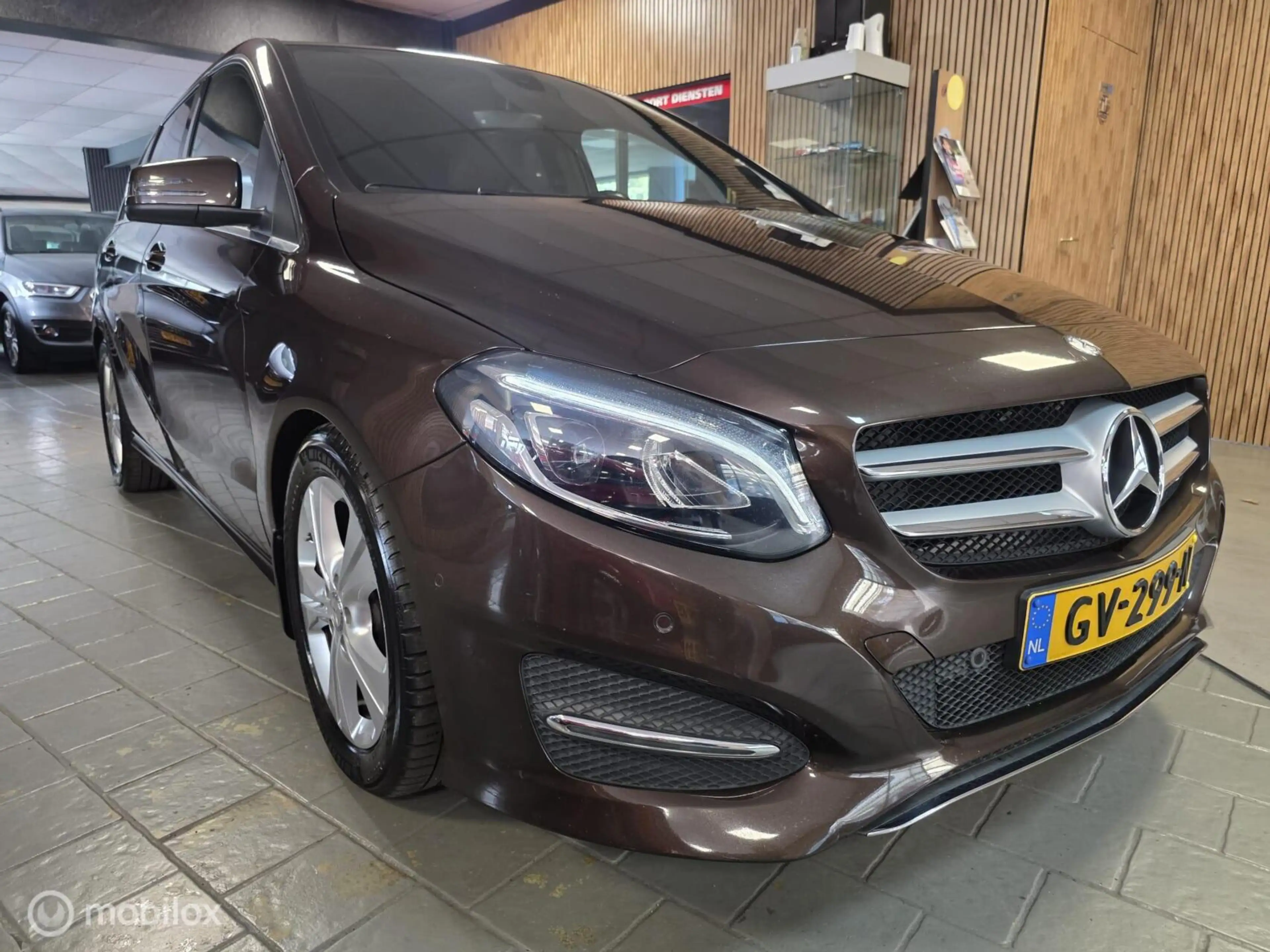 Mercedes-Benz B 180 Ambition Dealer Onderh. Incl.APK+Afl.beurt — photo 4