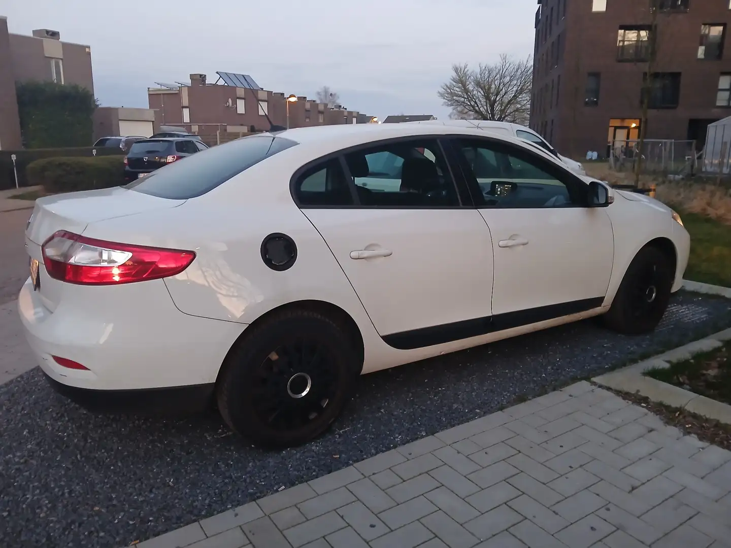 Renault Fluence dCi 110 FAP Sportway - 2