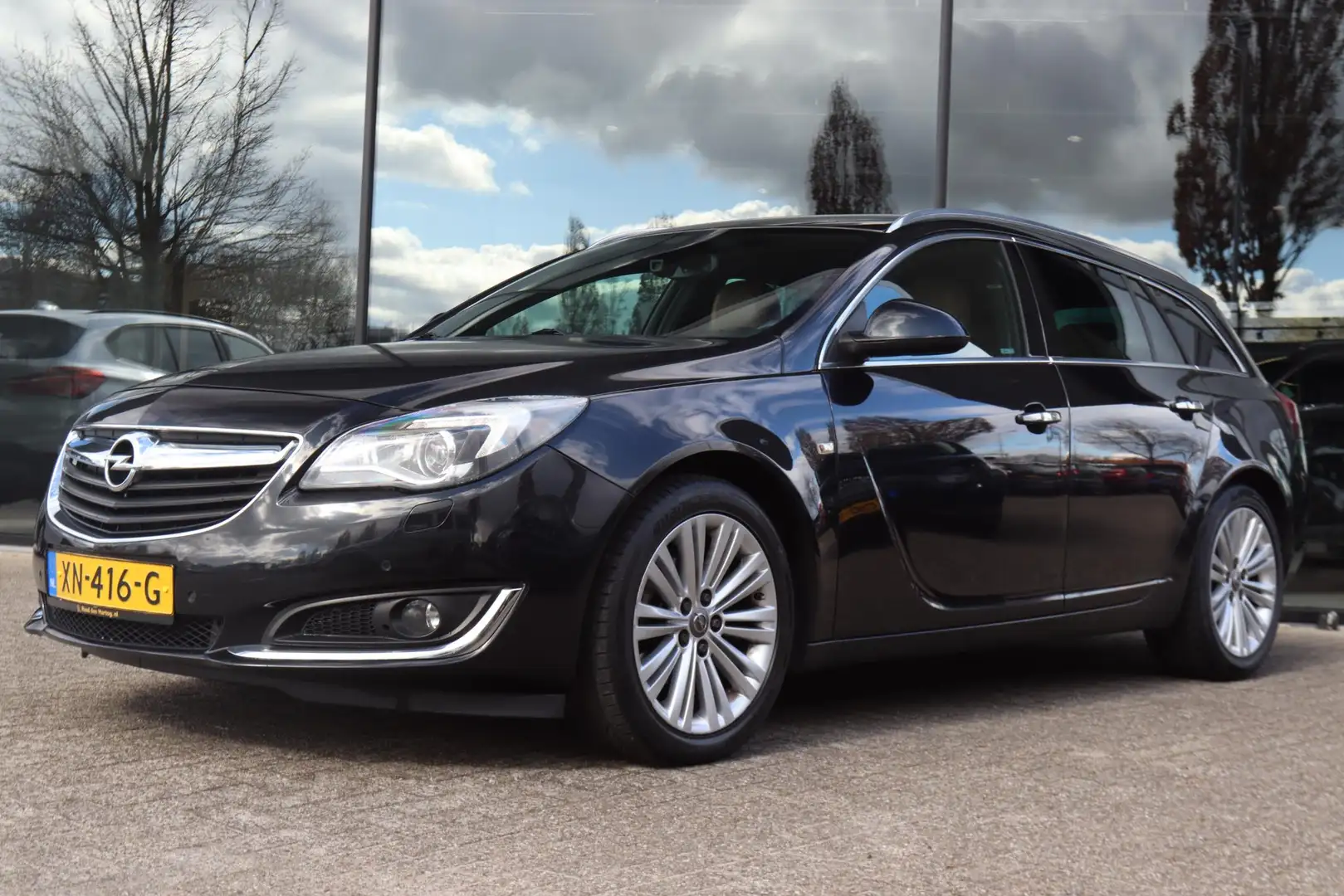 Opel Insignia SPORTS TOURER 1.6 CDTI ECOFLEX INNOVATION | LEDER Zwart - 1