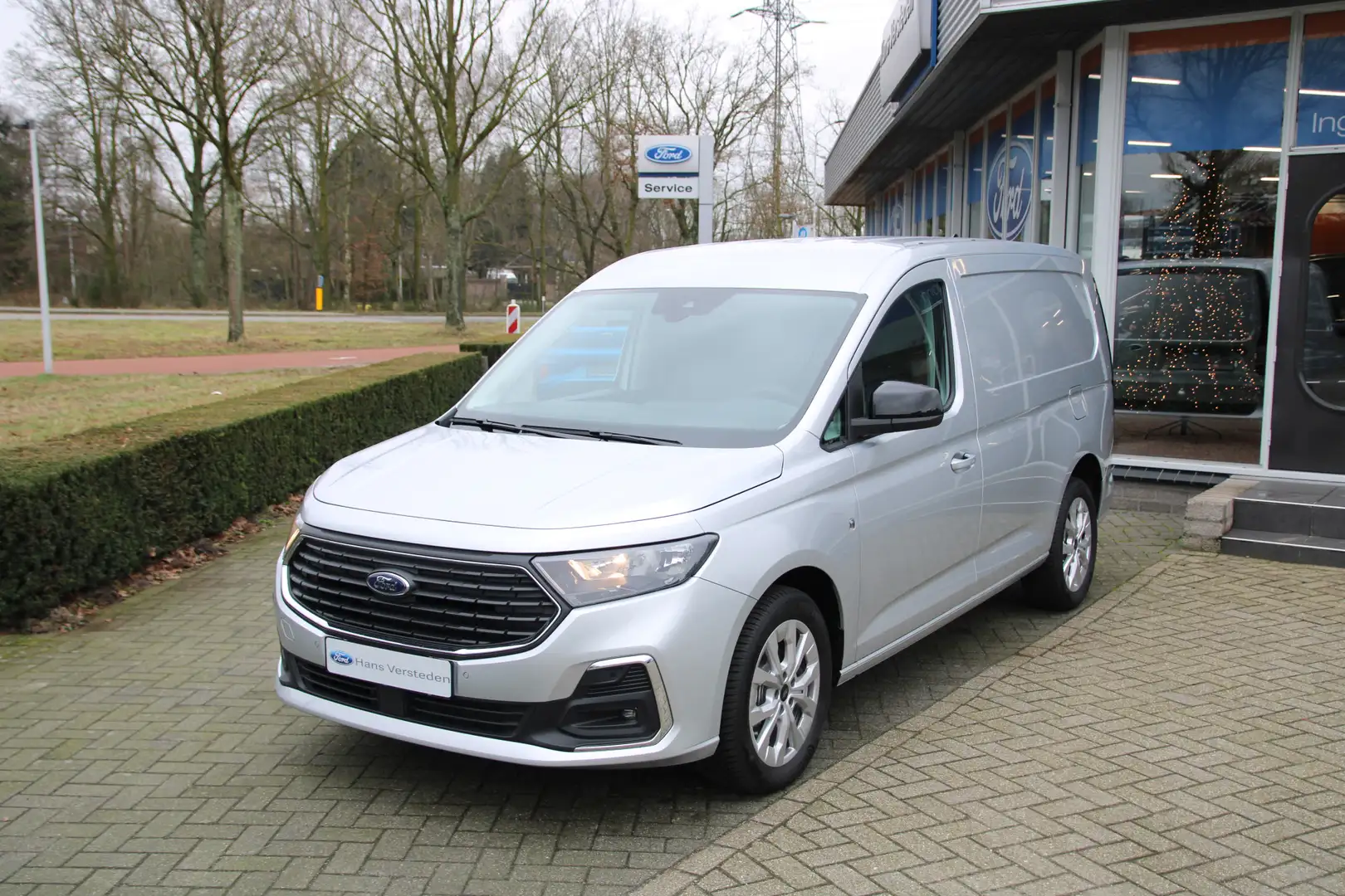 Ford Transit Connect 2.0 EcoBlue 122 PK L2 Limited Automaat NIEUW BPM V Zilver - 1