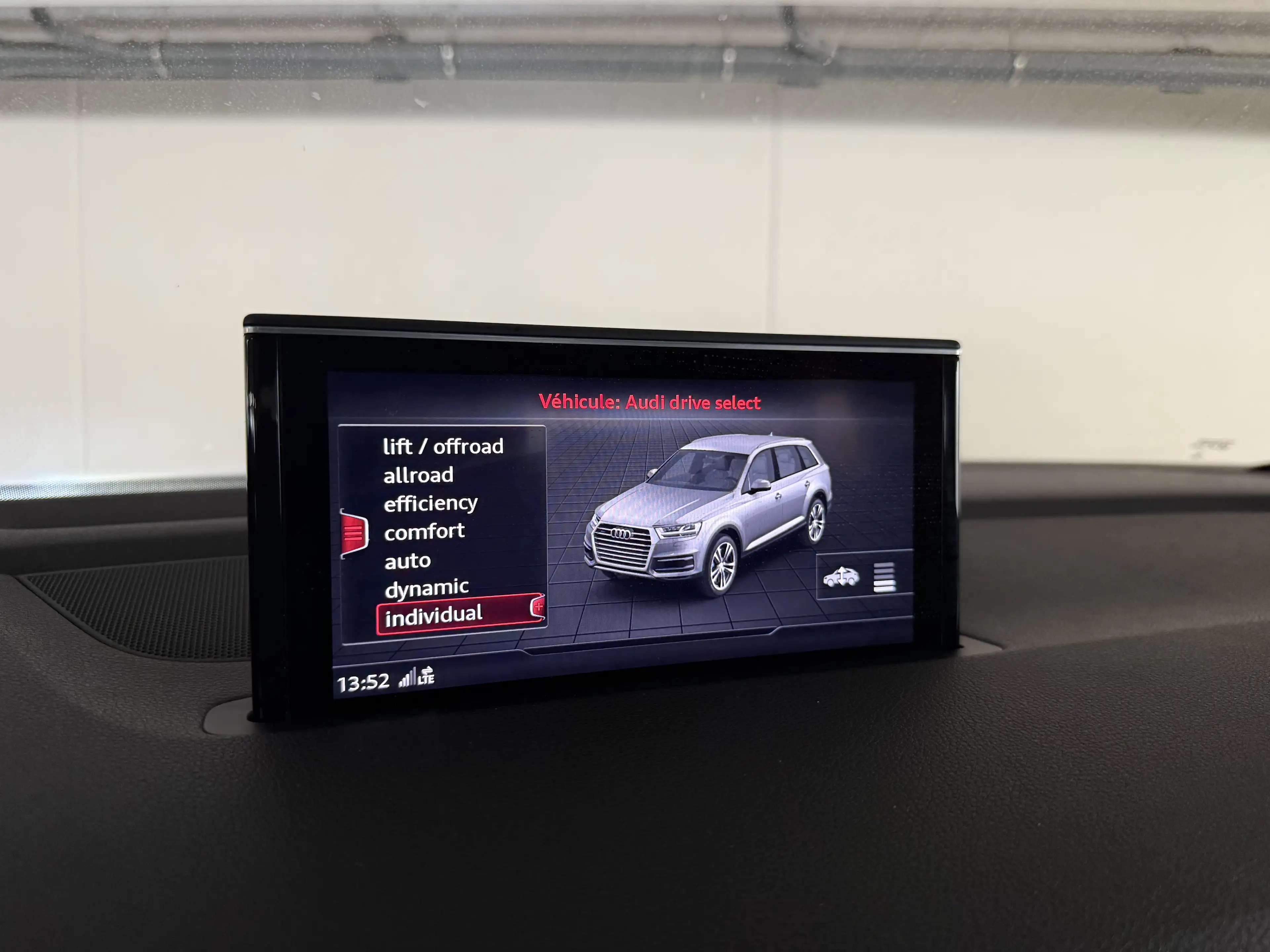 Audi SQ7 4.0 TDI 435CH QUATTRO S-TRONIC / LED / HEAD-UP — photo 12
