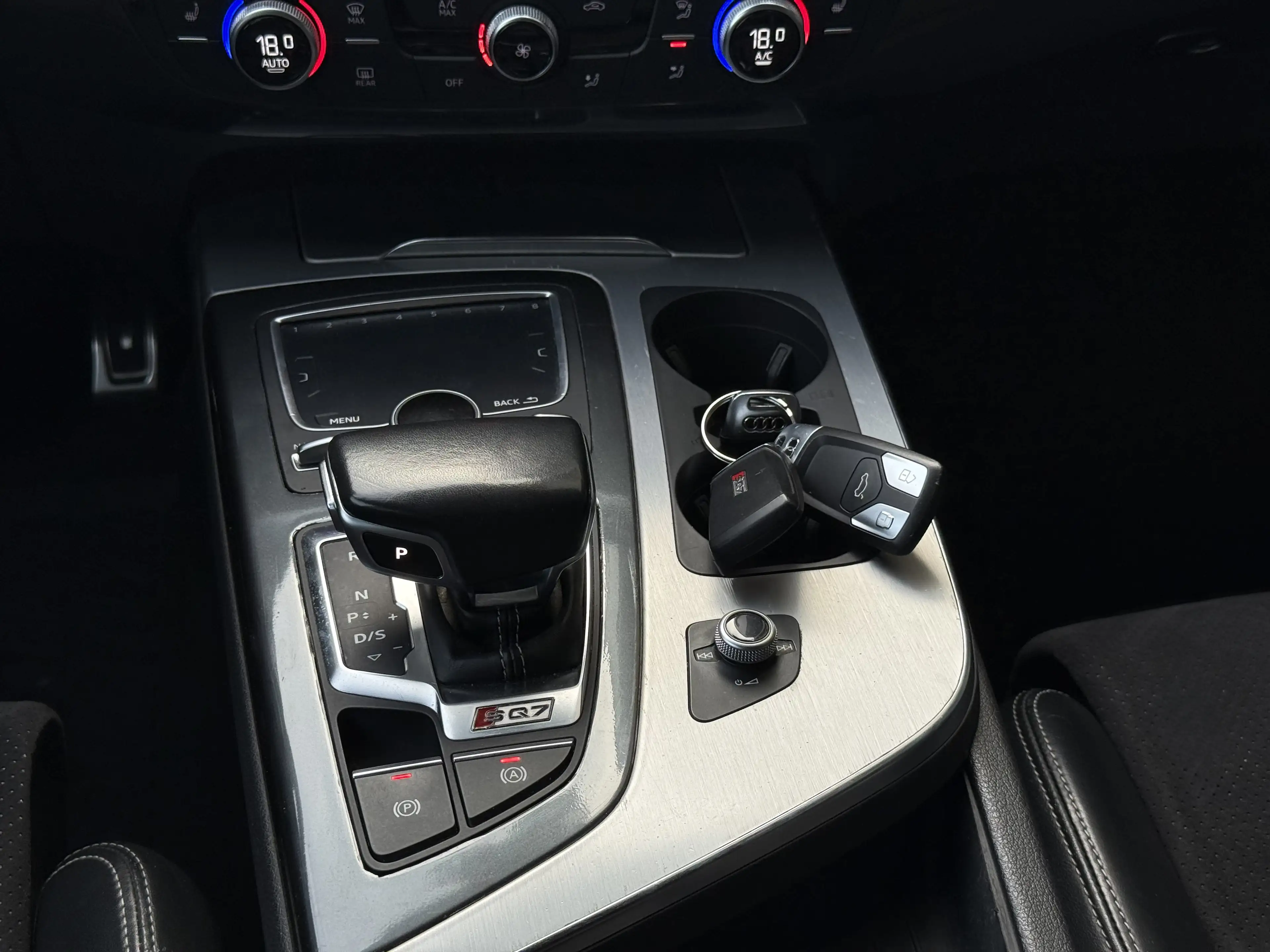 Audi SQ7 4.0 TDI 435CH QUATTRO S-TRONIC / LED / HEAD-UP — photo 11