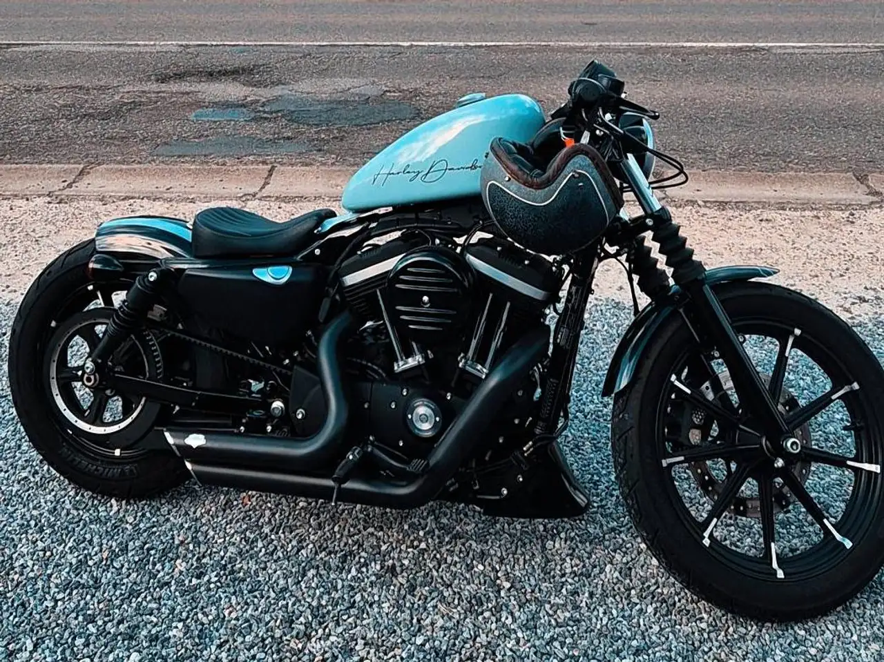 Harley-Davidson Iron 883