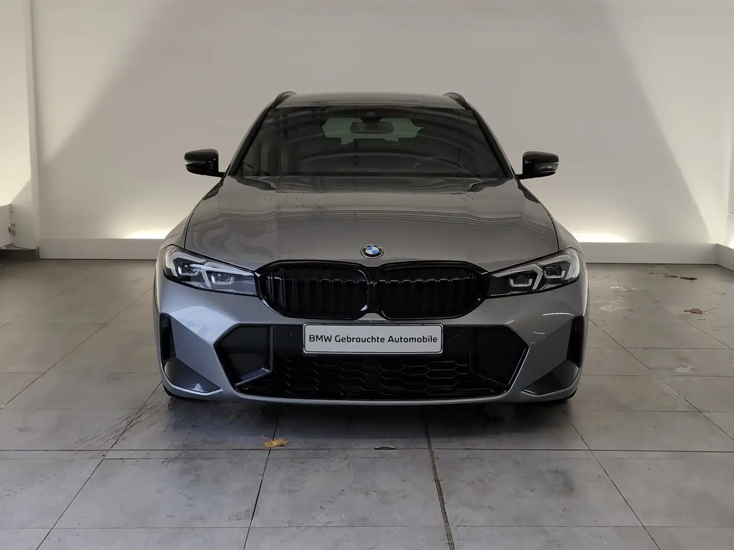 BMW 320 d Touring M Sportpaket AHK/LRH/SHZ AHK/LRH/SHZ Grau - 2