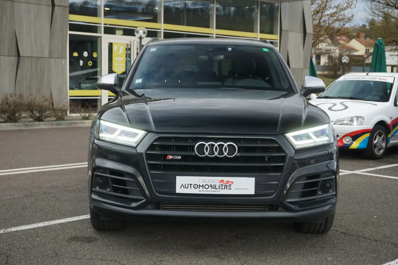 Audi SQ5 3.0 TFSI V6 Quattro Tiptronic8 354 cv Siyah - 2