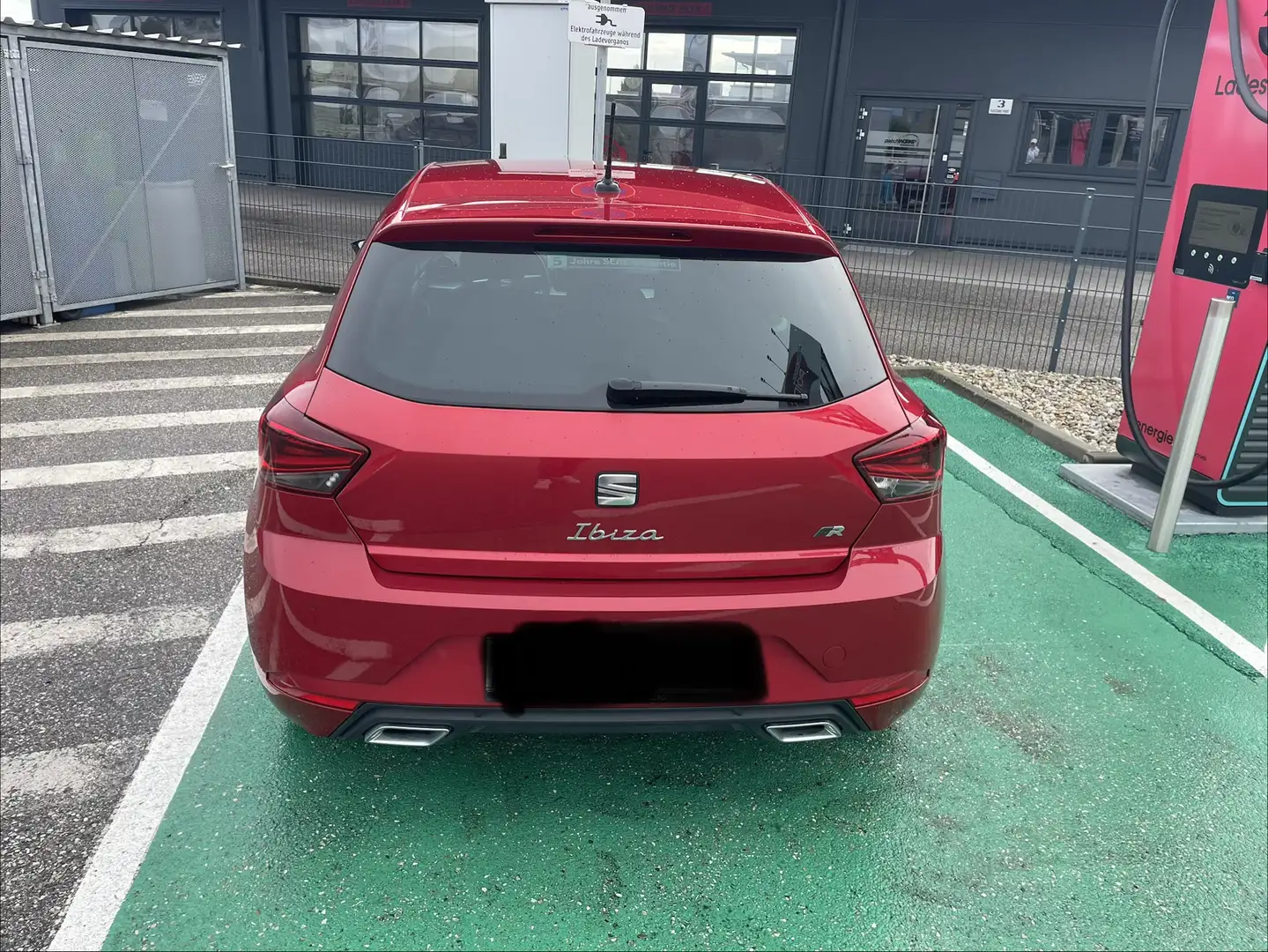 SEAT Ibiza 1,0 EcoTSI FR Austria DSG, inkl Winter Alufelgen Rot - 2