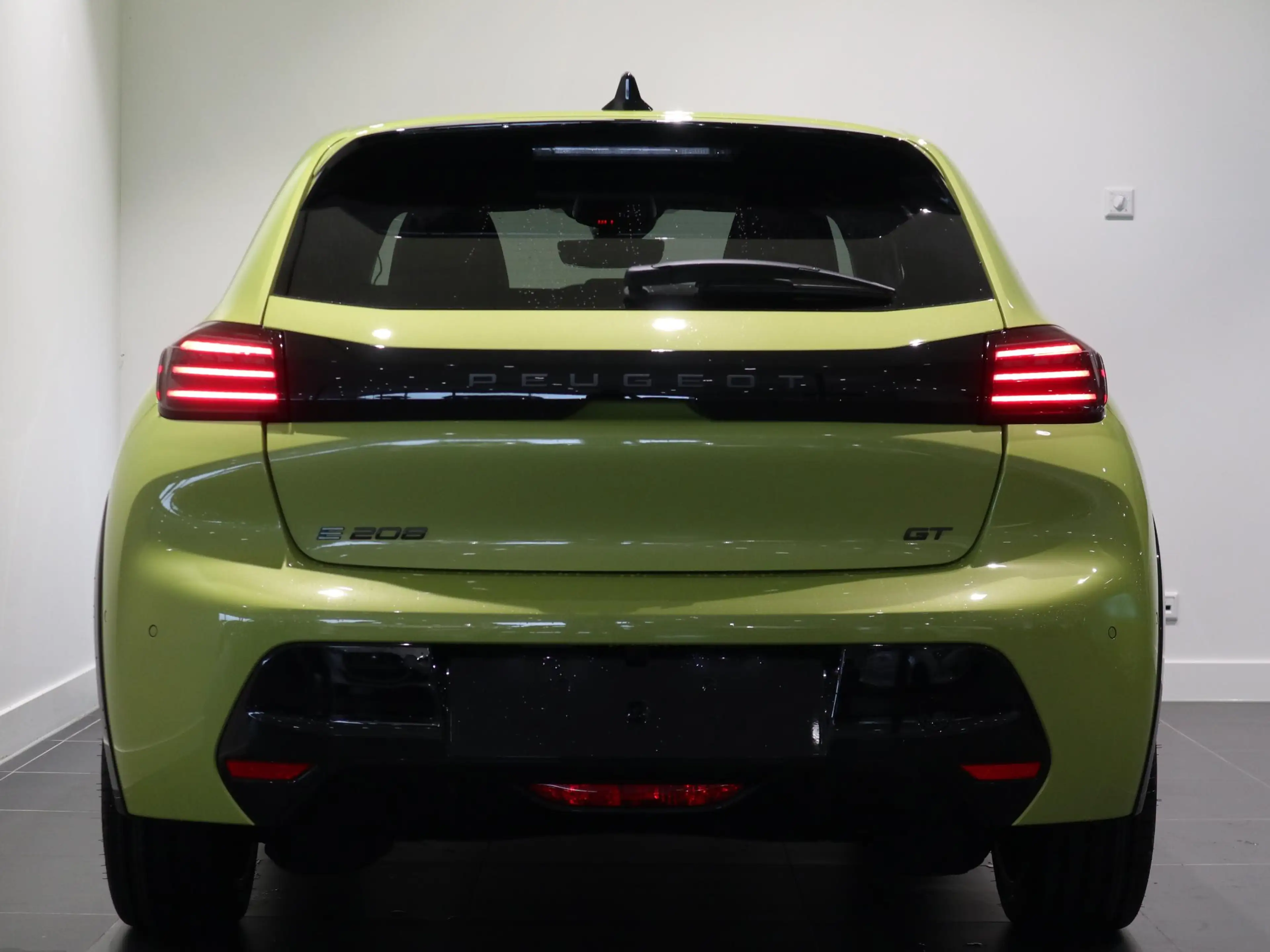 Peugeot e-208 GT 51 kWh - SPORTSTOELEN - APPLE CARPLAY/ANDROID A — photo 11