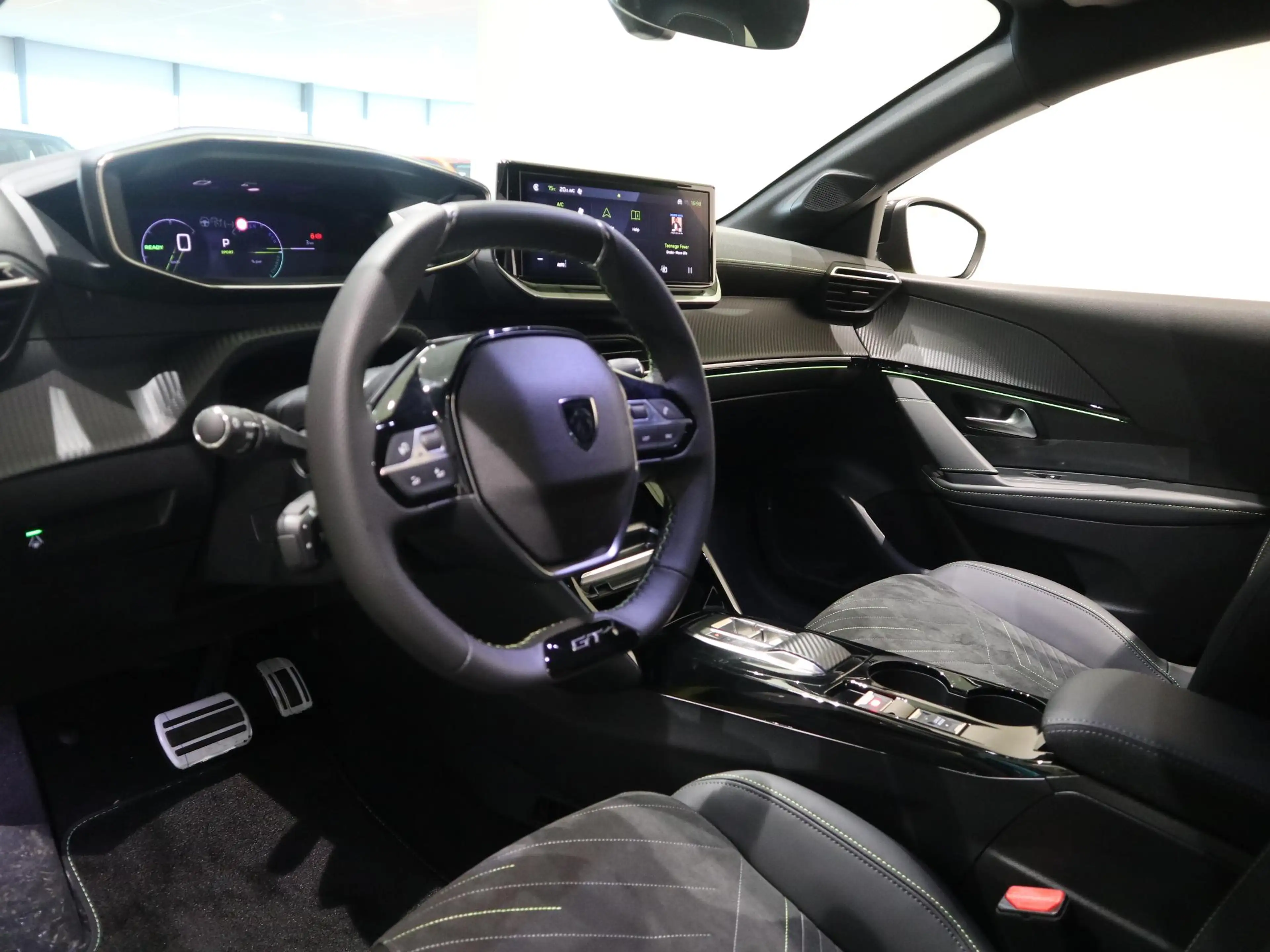 Peugeot e-208 GT 51 kWh - SPORTSTOELEN - APPLE CARPLAY/ANDROID A — photo 9