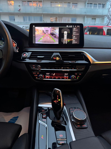 BMW 520 d Aut. Touring Virtual*HUD*AHK*ACC*LED* — photo 10