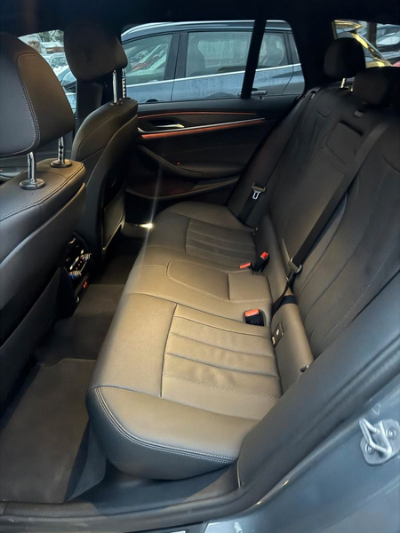 BMW 520 d Aut. Touring Virtual*HUD*AHK*ACC*LED* — photo 15