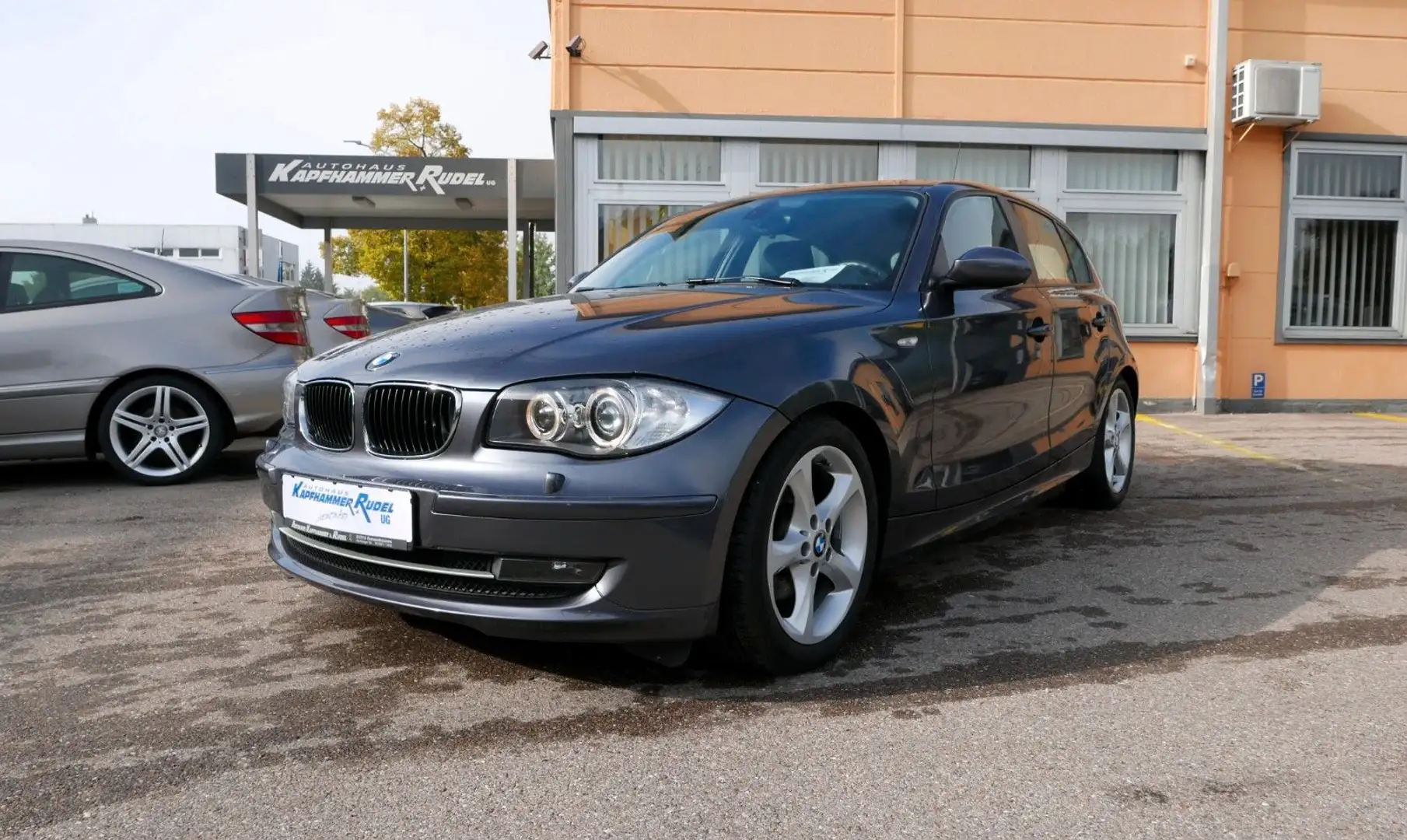 BMW 120 d /ADVANTAGE/Sportsitze/XENON Grau - 1