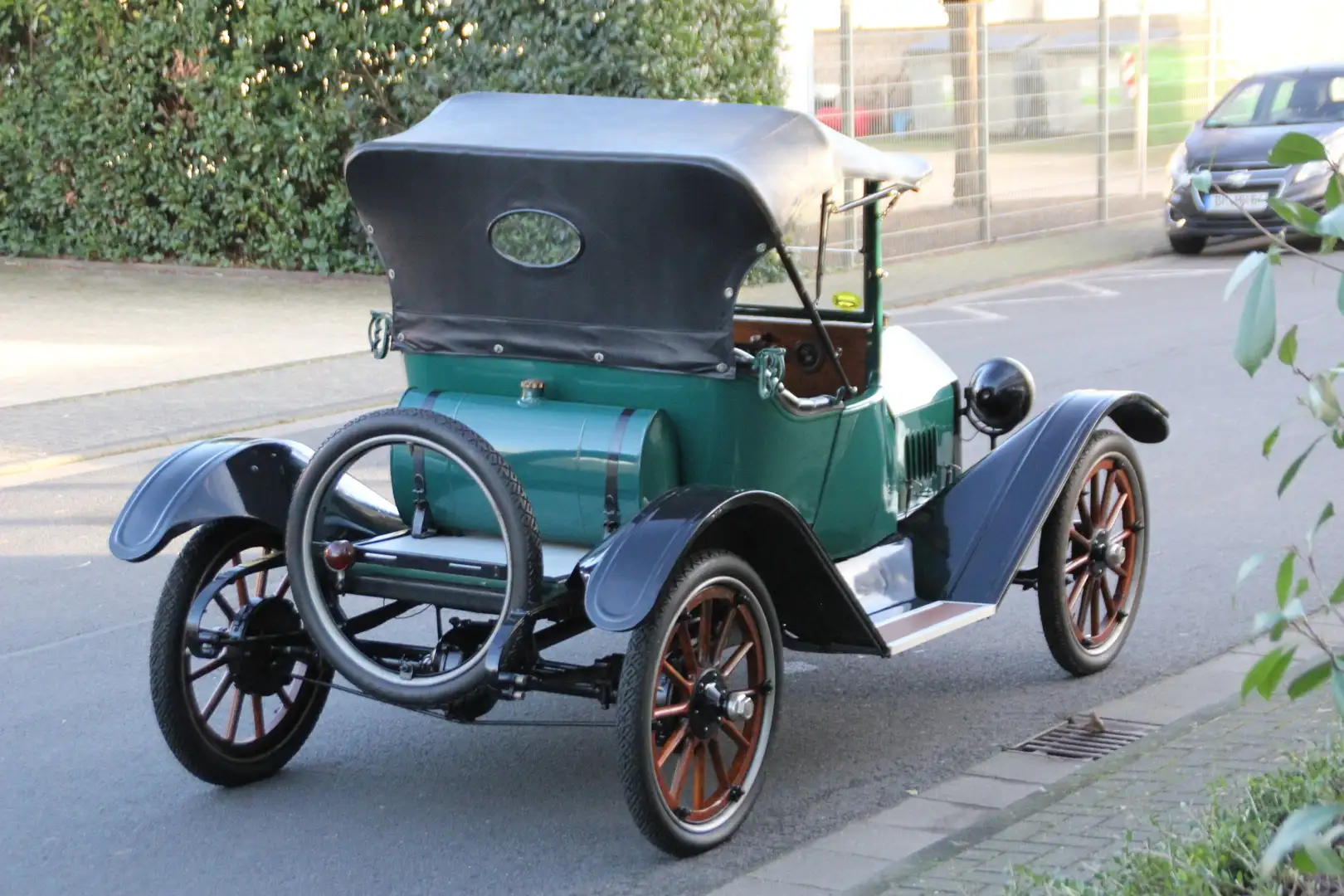 Oldtimer Chevrolet Monroe M2 Roadster Runabout, 109 Jahre alt Green - 2
