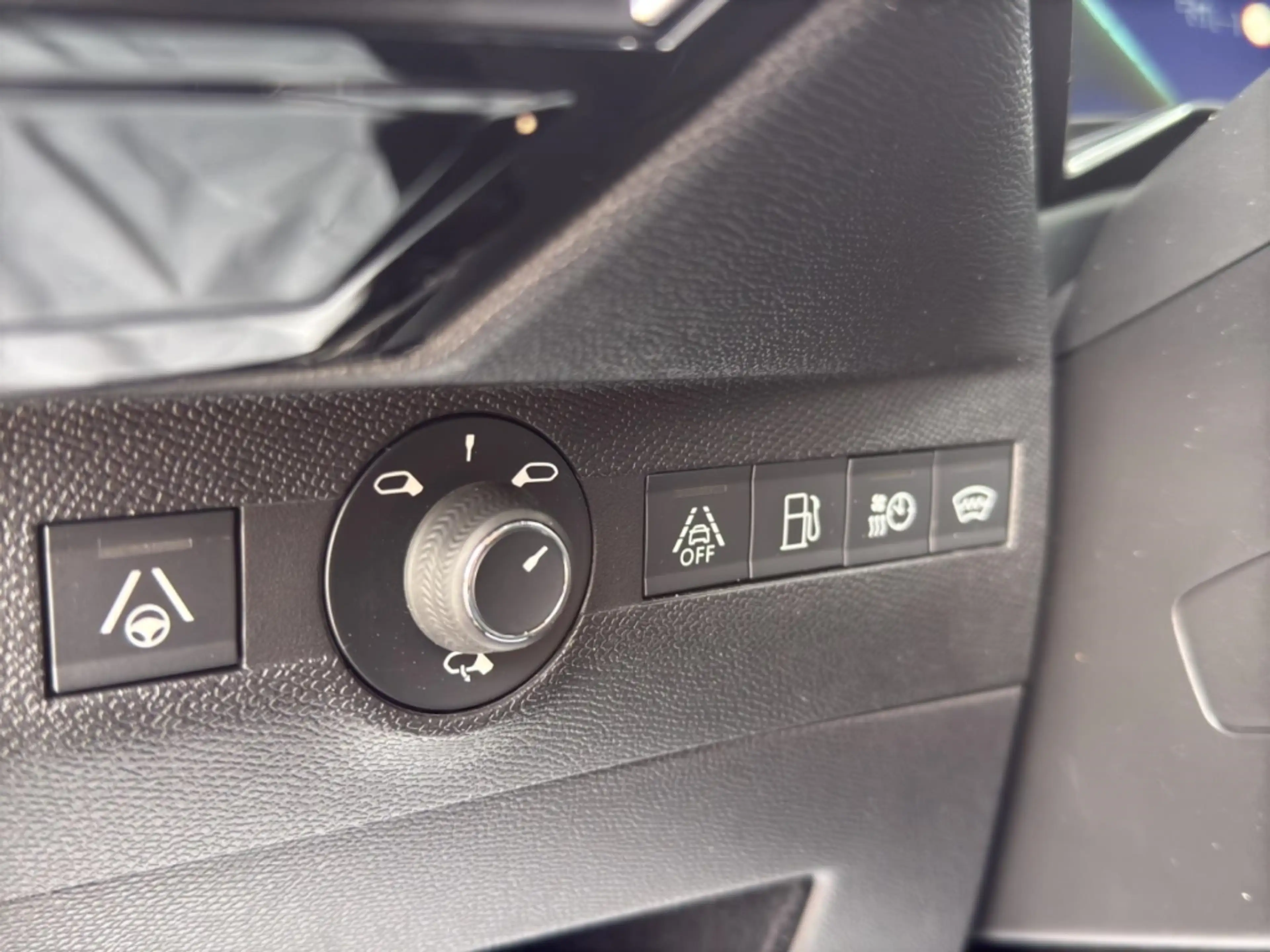 DS Automobiles DS 7 E-Tense  Performance Line +  E-TENSE 225 1.6 — photo 21