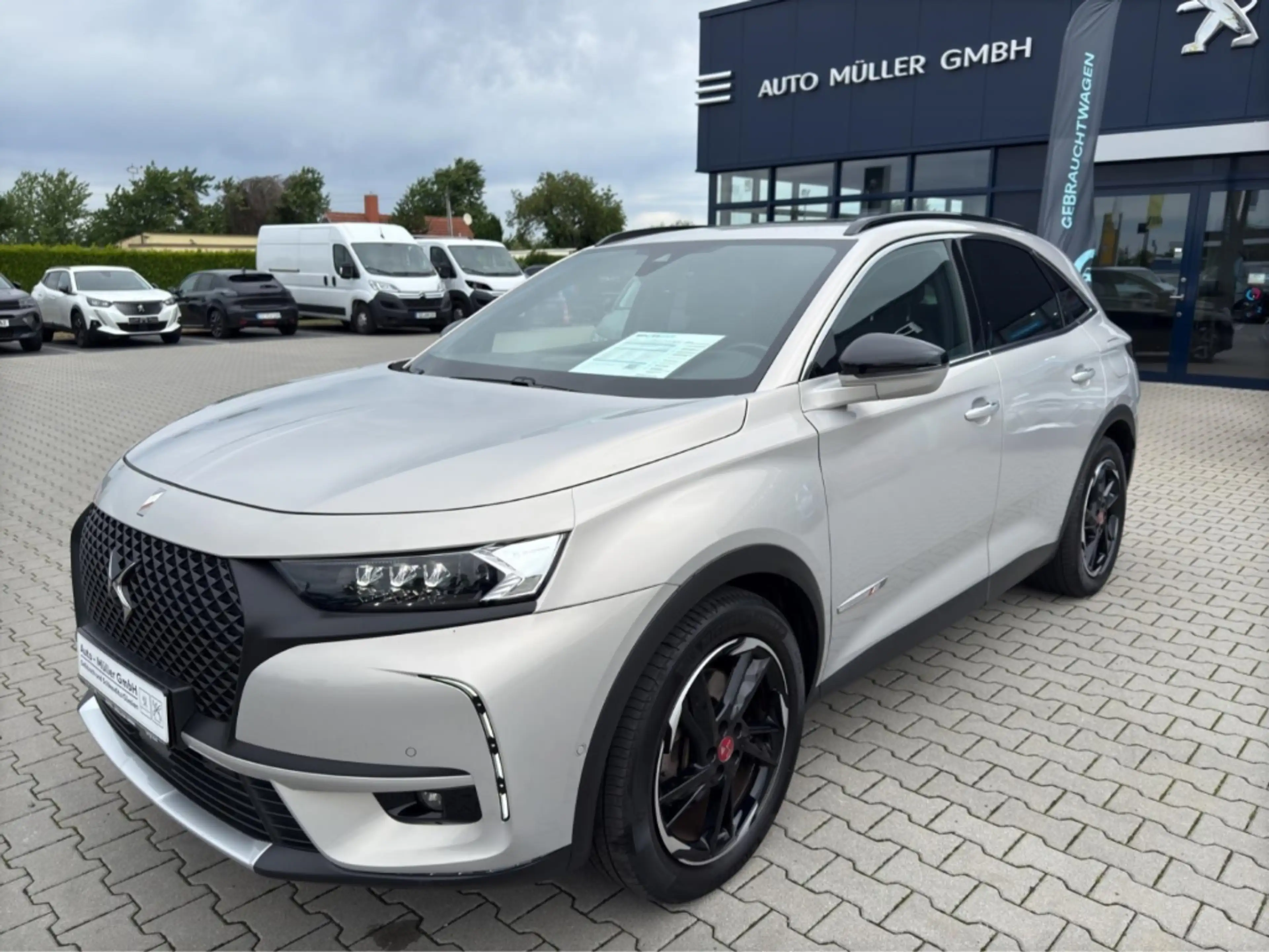 DS Automobiles DS 7 E-Tense  Performance Line +  E-TENSE 225 1.6 — photo 29