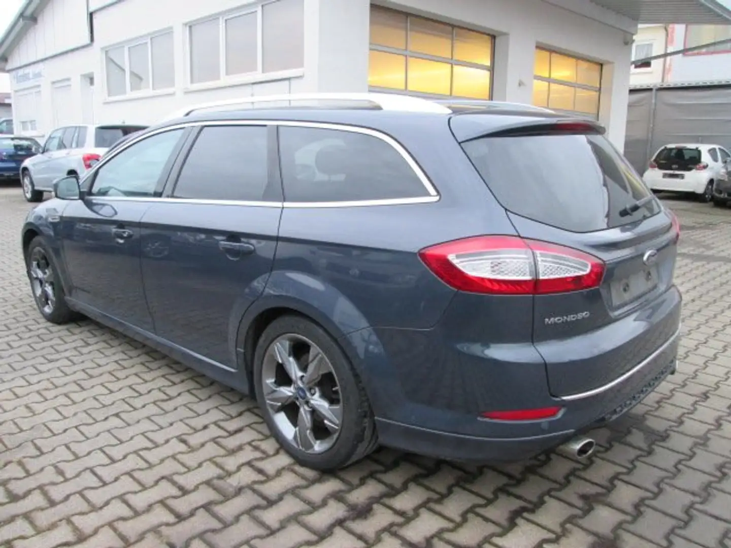 Ford Mondeo Titanium S / STANDHEIZUNG /1 HAND / SCHIEBEDACH Grau - 2