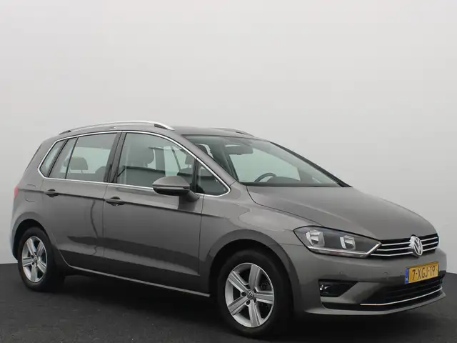 Volkswagen Golf Sportsvan view 16