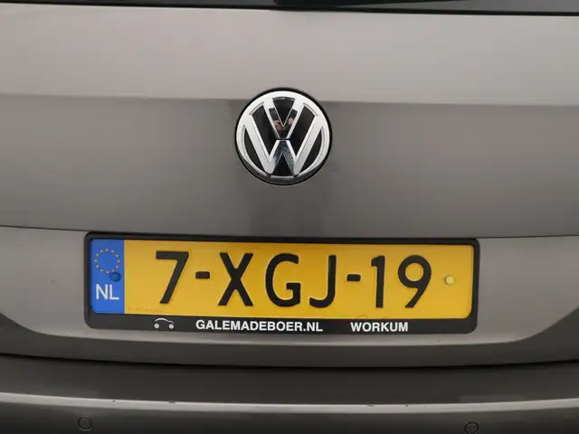 Volkswagen Golf Sportsvan view 18