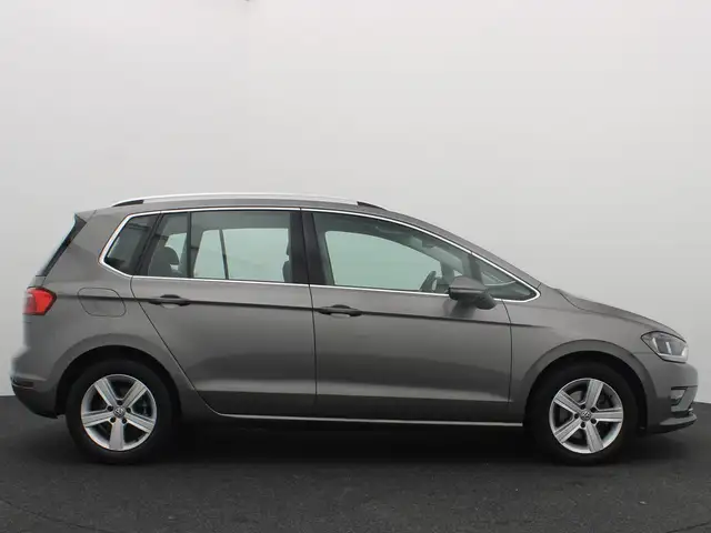 Volkswagen Golf Sportsvan view 15