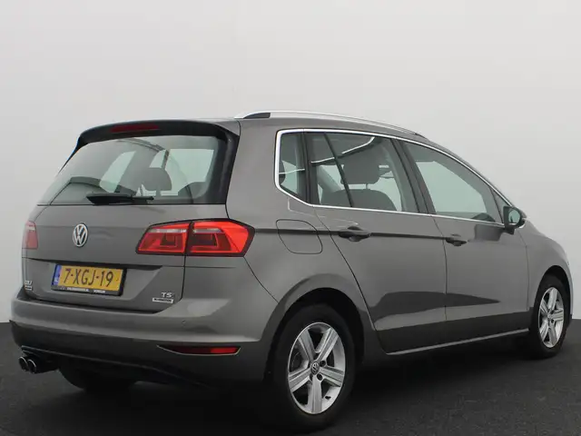 Volkswagen Golf Sportsvan view 14