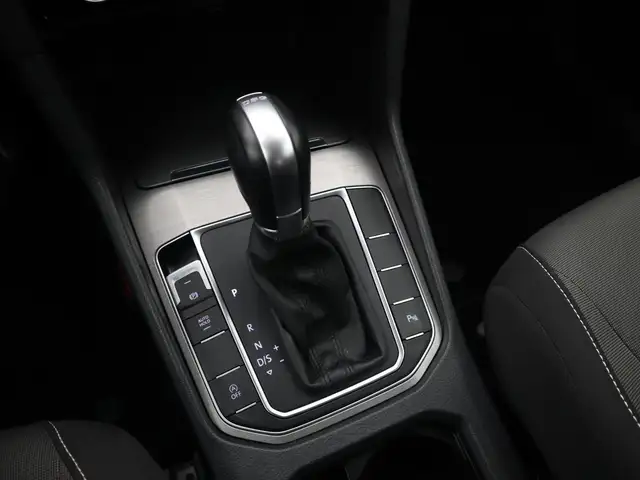 Volkswagen Golf Sportsvan view 22
