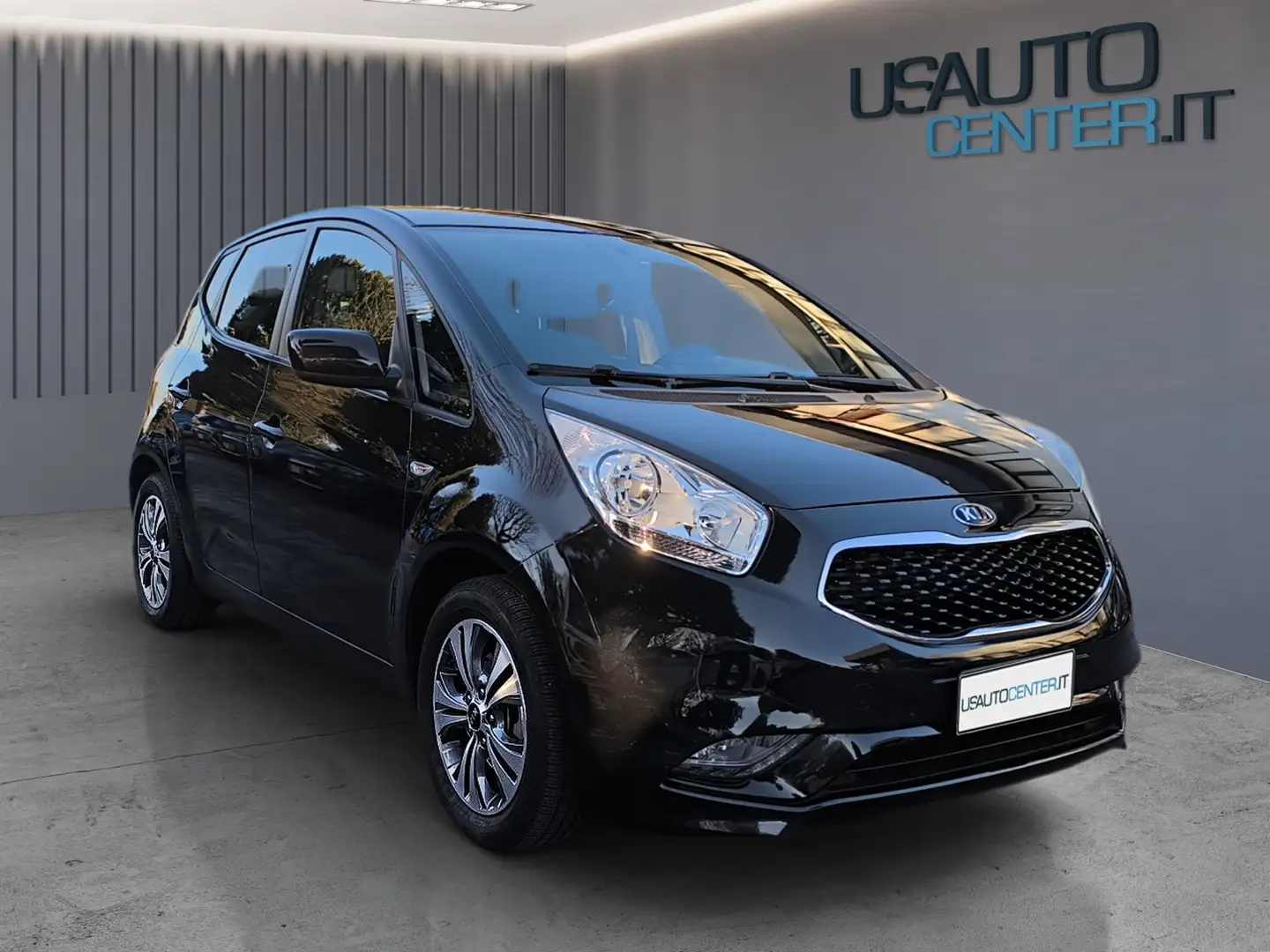 Kia Venga Venga 1.4 Cool Move Noir - 2