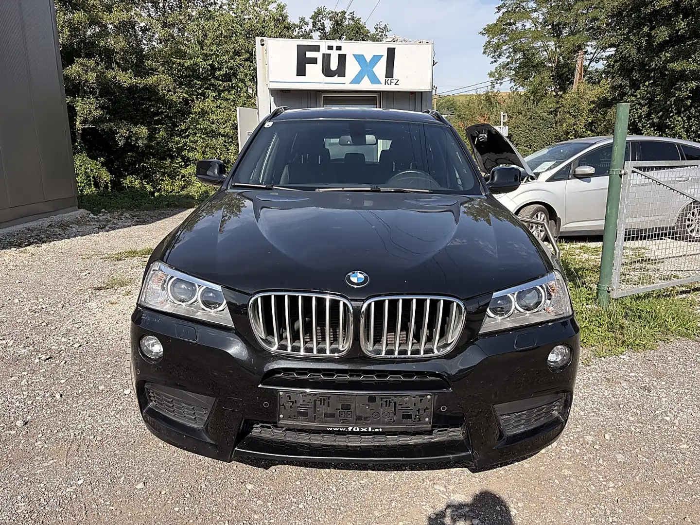 BMW X3 xDrive30d Österreich-Paket Aut. Schwarz - 2