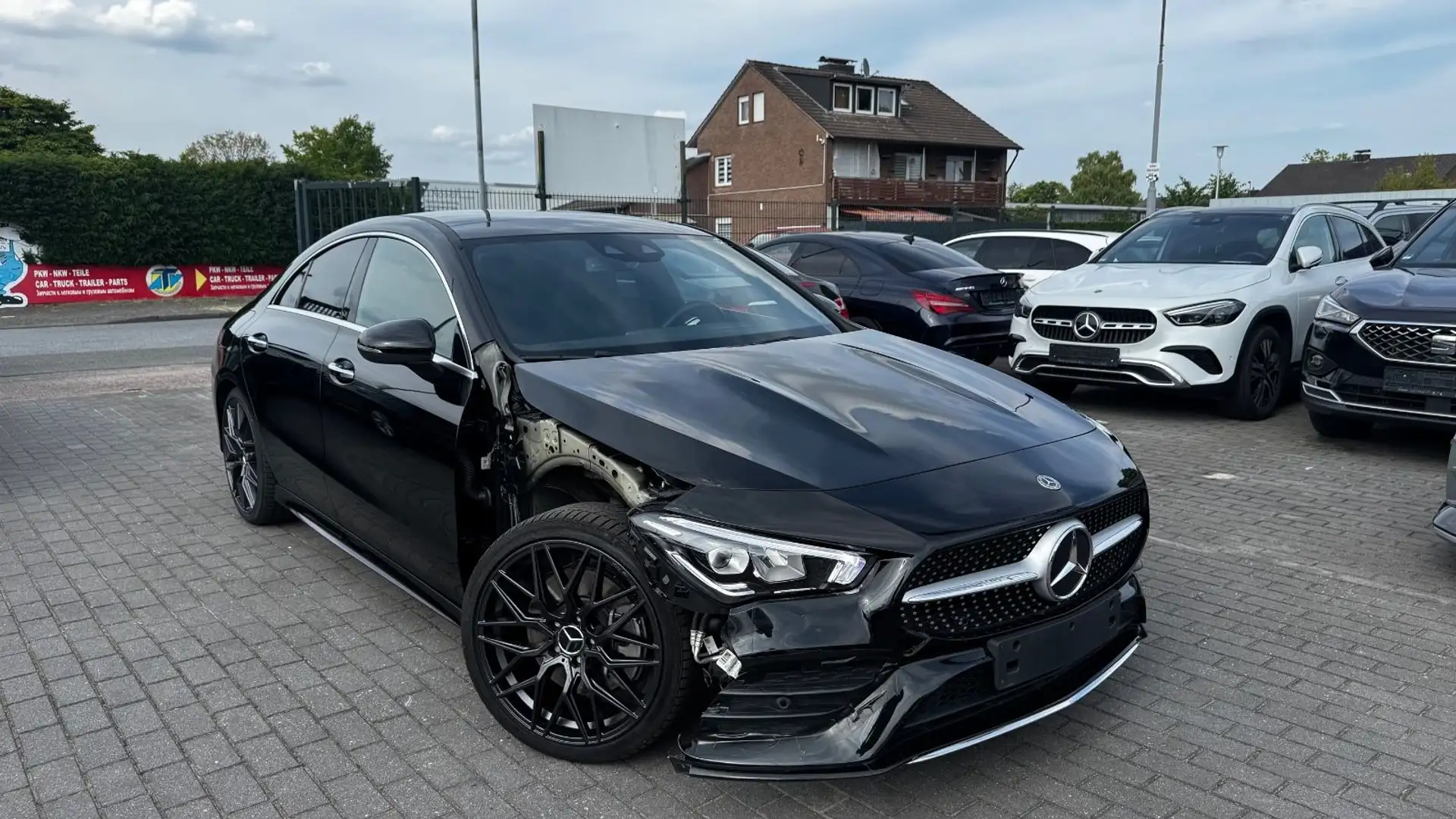 Mercedes-Benz CLA 250 e/CLA45 AMG UMBAU | PANO | 9610KM |KAMERA Schwarz - 2