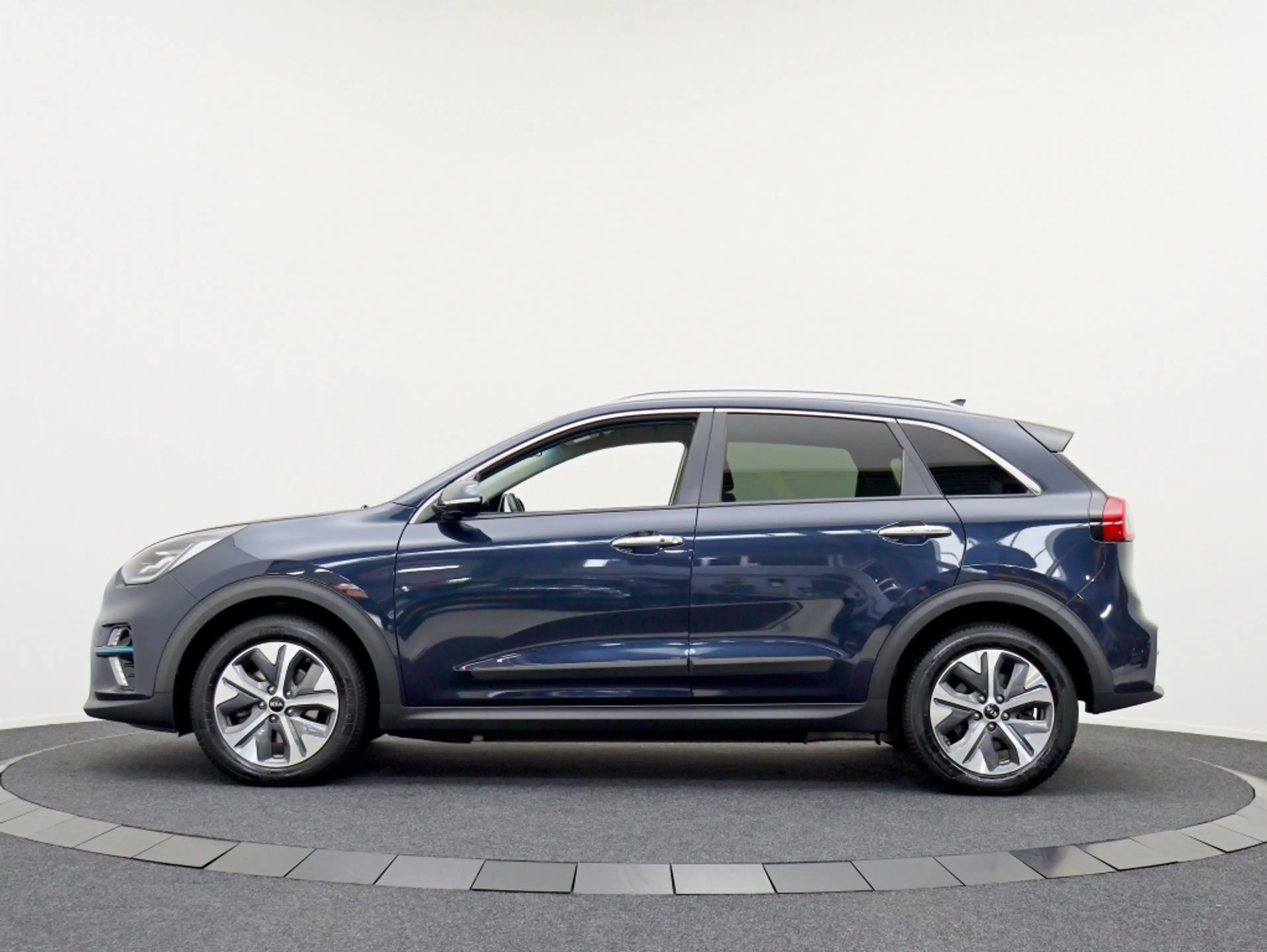 Kia e-Niro ExecutiveLine 64 kWh | SOH 93.8% / 494km! | Leder — photo 7