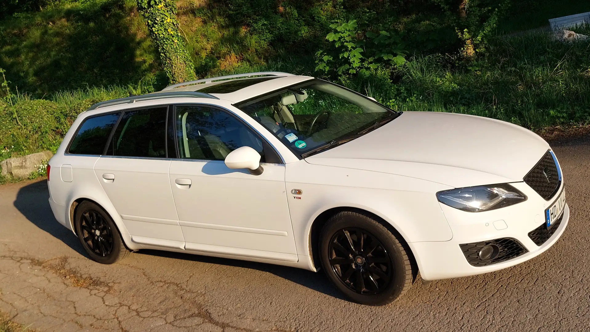 SEAT Exeo Exeo ST 2.0 TDI CR Sport Weiß - 2