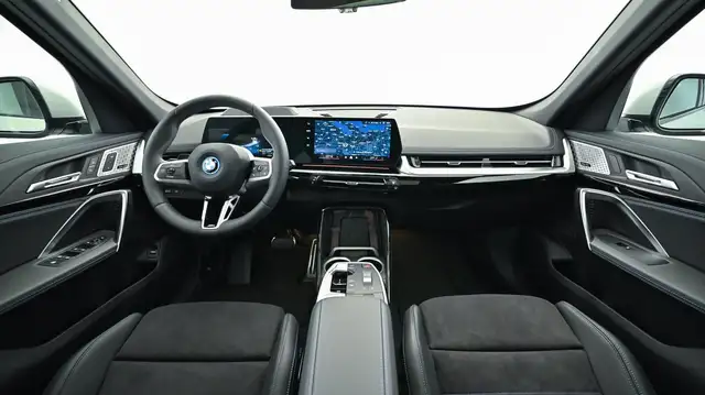 BMW iX1 xDrive30 Ansicht 35